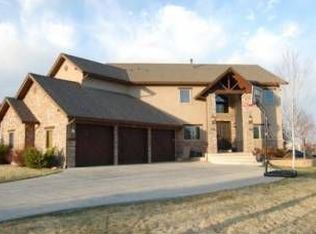 3751 Troon Cir, Broomfield, CO 80023