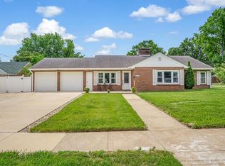 3405 Gary St, Alton, IL 62002