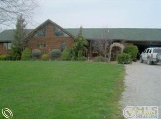 7176 Big Hand Rd, Saint Clair, MI 48079