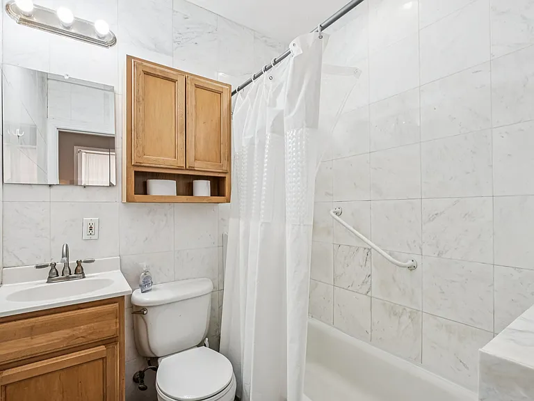 1931 Chestnut St #3-F — Photo 14