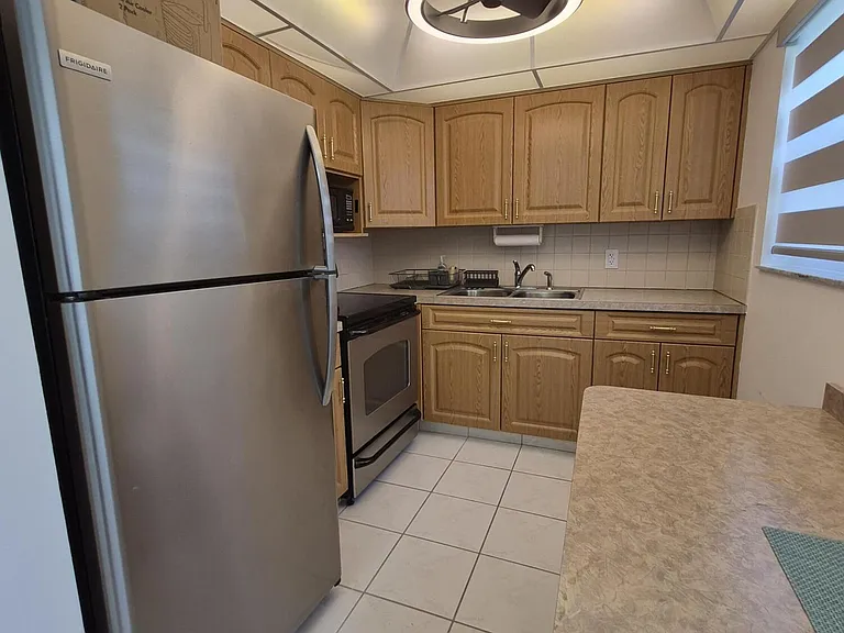 144 Dorchester E #G — Photo 3