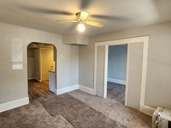 3rd image of 1626 Auburn Ave #1