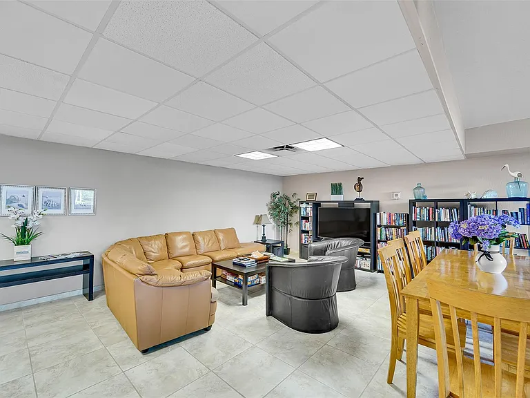 1401 S Ocean Dr #502 — Photo 49