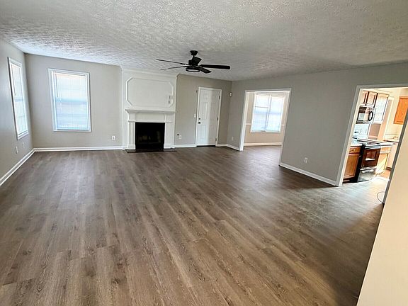 5th image of 9154 Claude Ct