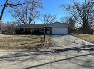 7410 Mohawk Trail Rd, Dayton, OH 45459