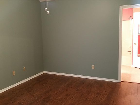 4th image of 1702 Sorghum Mill Dr