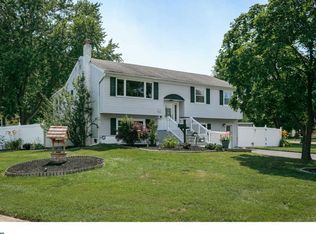 43 Caldwell Ave, Marlton, NJ 08053