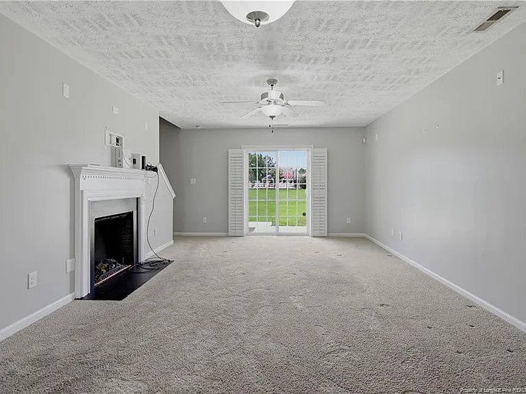 142 Collinwood Dr — Photo 7