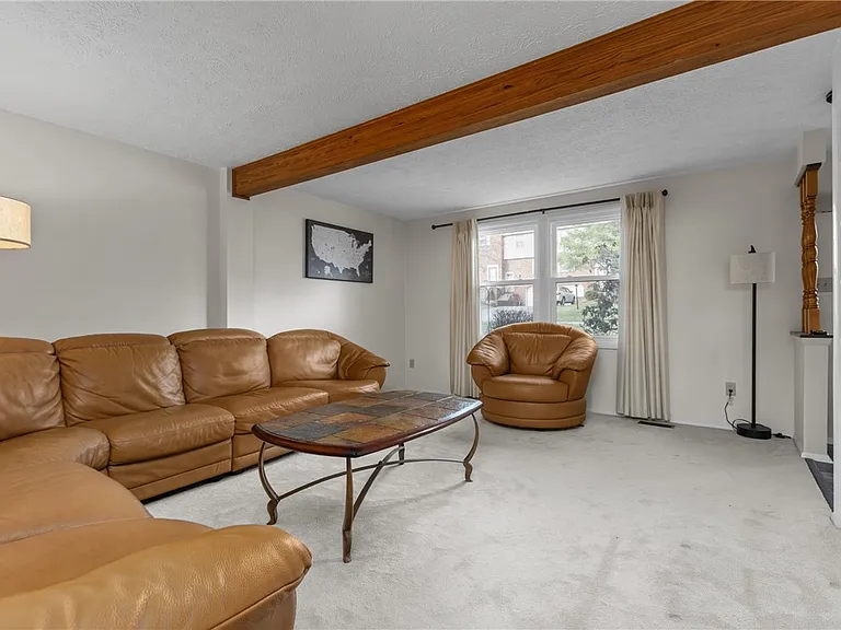 264 Scott Ln — Photo 10