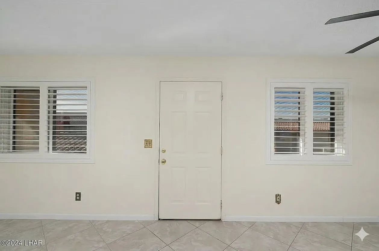 2 bed, 920 sqft, $1,335 — Photo 4