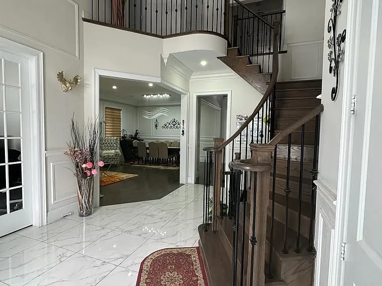 12 Hertonia St — Photo 5