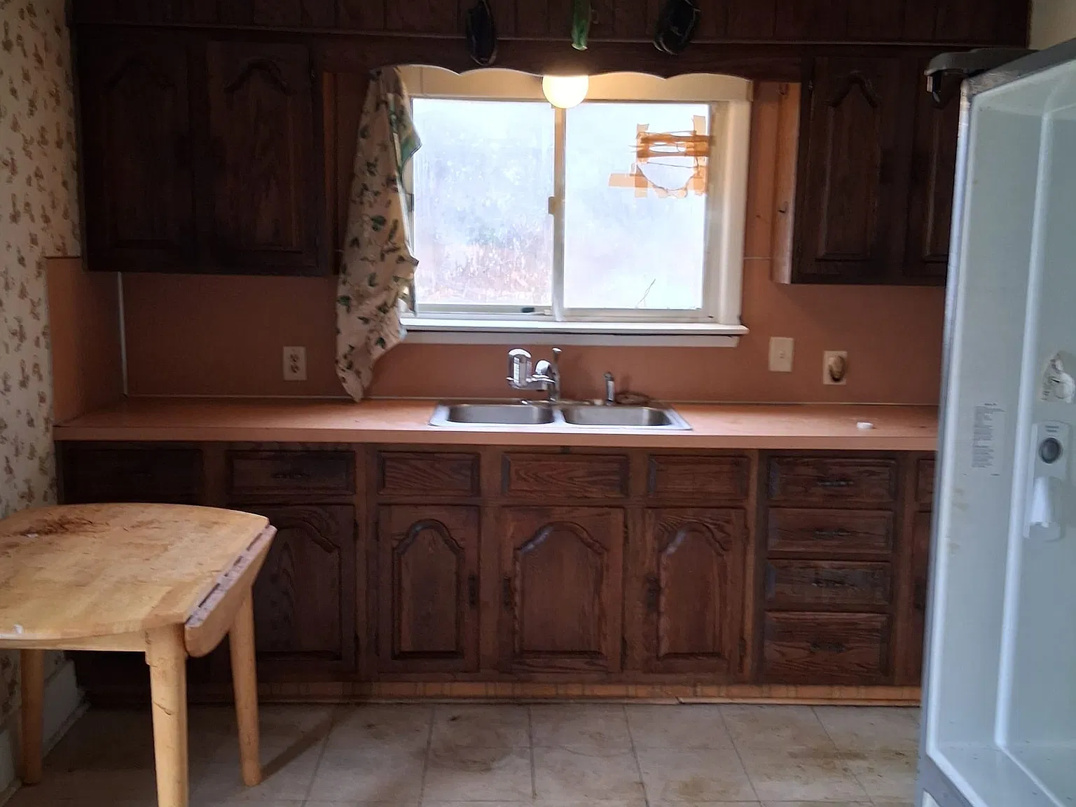 2 bed, 864 sqft, $795 — Photo 2