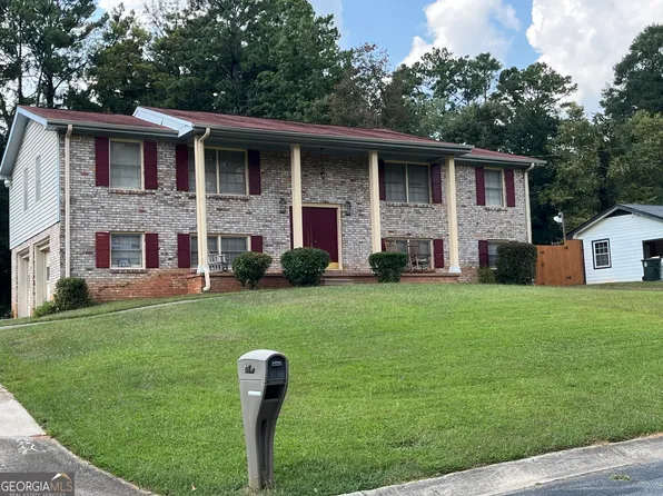 5945 Monterey Dr, Morrow, GA 30260