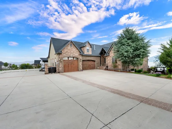 192 E Lakeside Ct, Saratoga Springs, UT 84045