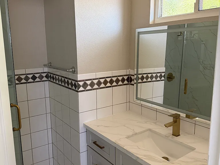3028 E Vermillion St — Photo 11