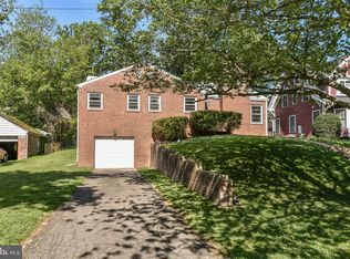 213 N Van Buren St, Falls Church, VA 22046