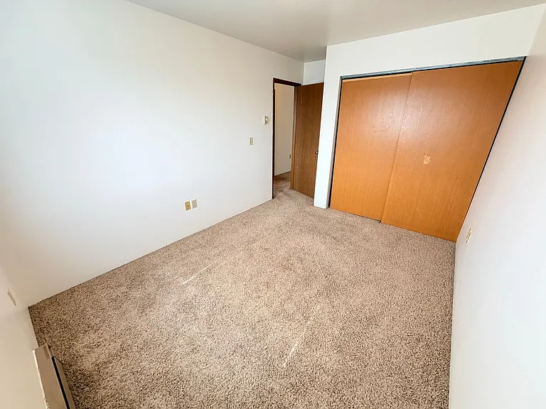 511 Yakima St — Photo 12