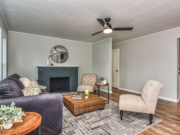 5th image of 775 SE 7th St