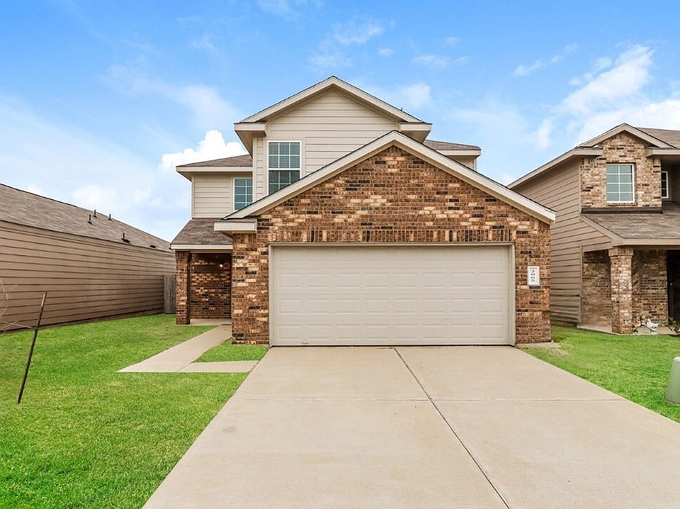 1st image of 2065 Oakwood Forest Dr
