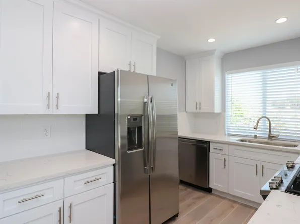 751 Bennett Ave, Long Beach, CA