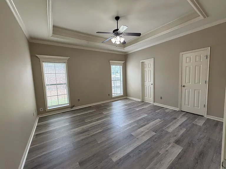 124 Saint Fabian Dr — Photo 5