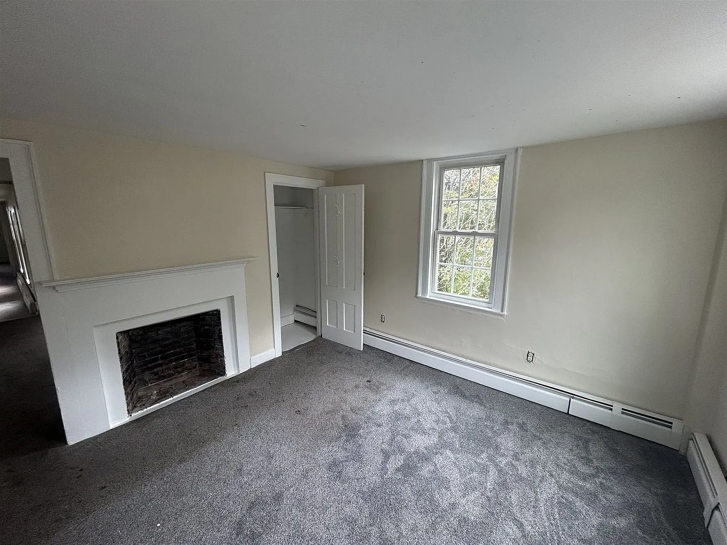 74 Common St — Photo 3
