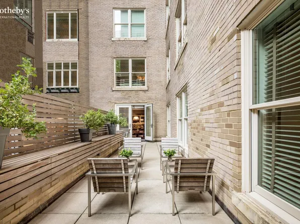 995 5th Avenue image 8 of 19