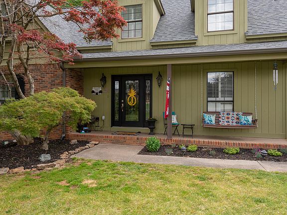 5th image of 1005 S Briarcliff Cir