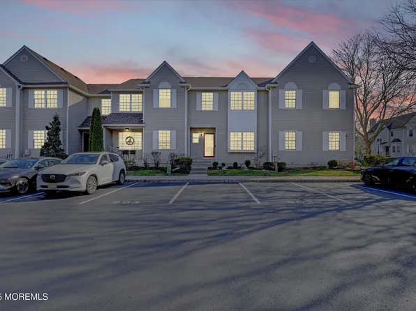 902 Creamery Court, Freehold, NJ 07728