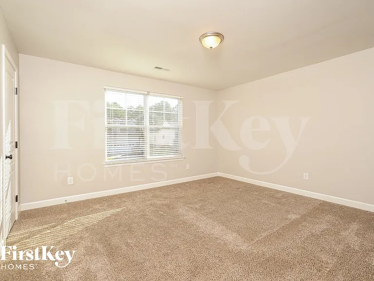 264 Water Mill Rd — Photo 8