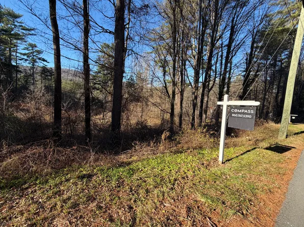 70 Kent Road South, Cornwall, CT 06754