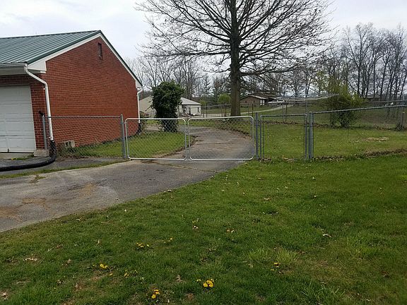 5th image of 6555 Blue Springs Pkwy