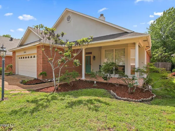 214 Twin Lks S, Clinton, MS 39056