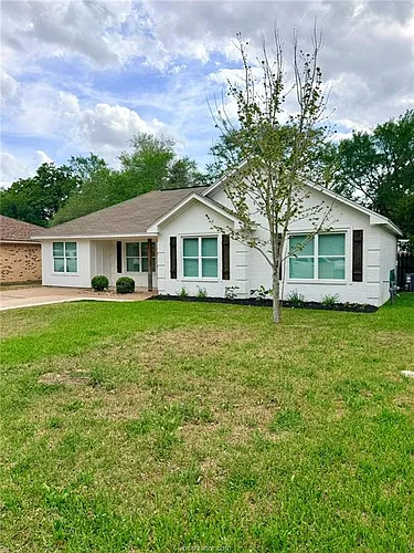 3209 Bonham Dr Photo 1