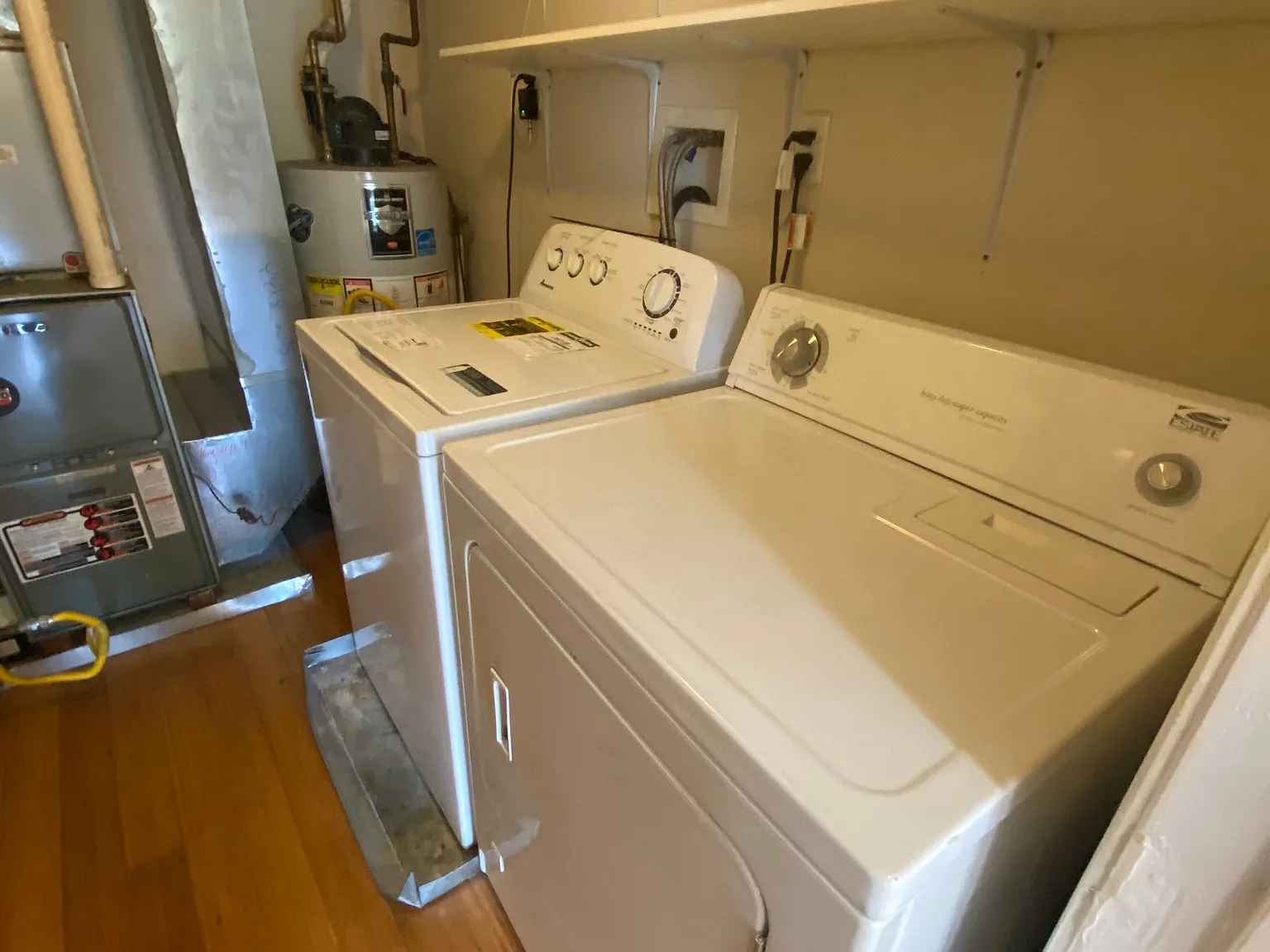 3 bed, 1100 sqft, $1,800 — Photo 4
