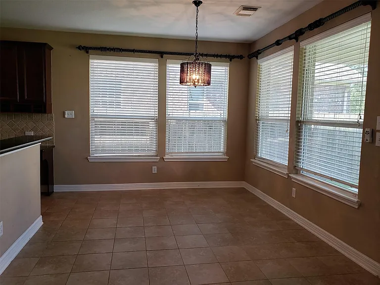 3607 Cat Springs Ln — Photo 12