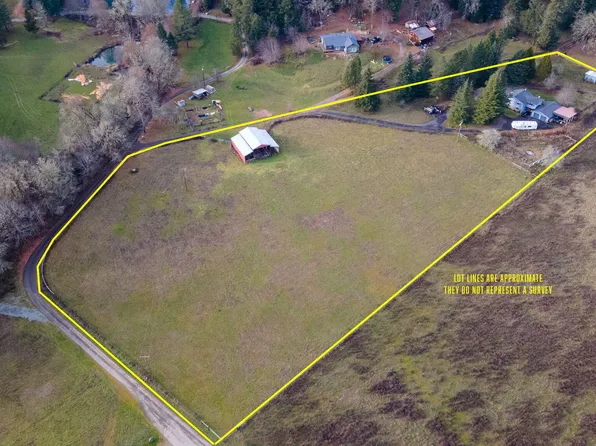 377 Fir Point Ln, Glendale, OR 97442