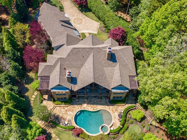 2030 Linger Longer Dr, Greensboro, GA 30642