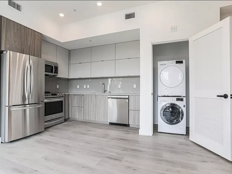 The Kenmore — Photo 7
