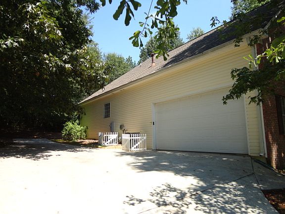 3rd image of 648 Swans Landing Dr