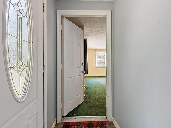 2nd image of 198 Hayden Rd #198