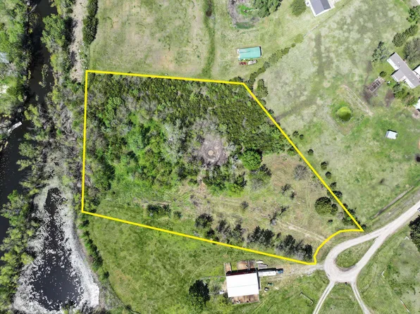 9769 SE Marks Point, Leon, KS 67074