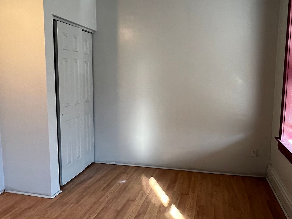 1st image of 3400 Winnebago St #1