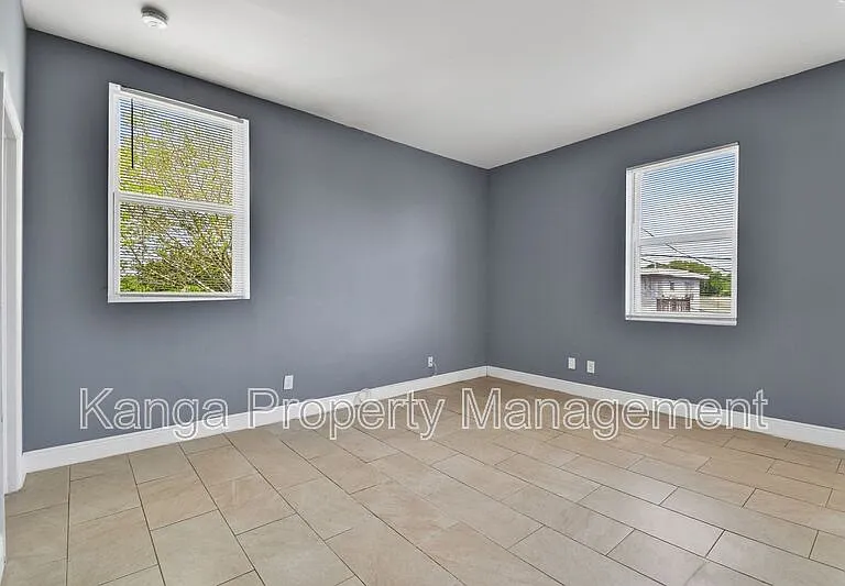 1401 Division Ave #206 — Photo 11