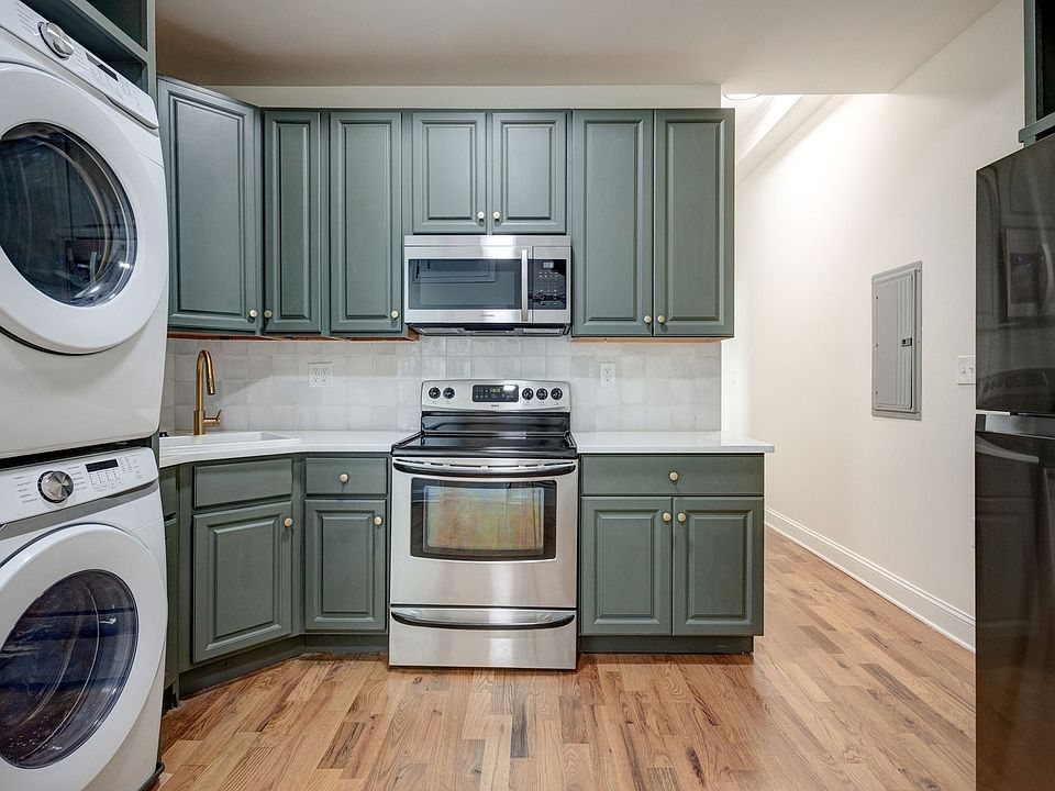 1st image of 1723 W Master St