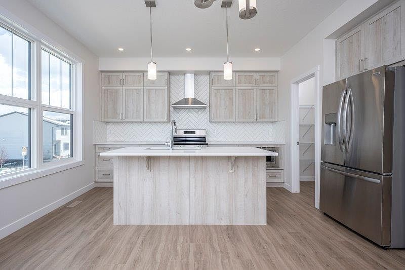 Calgary Townhouse for rent - 3 Bedrooms — photo 8