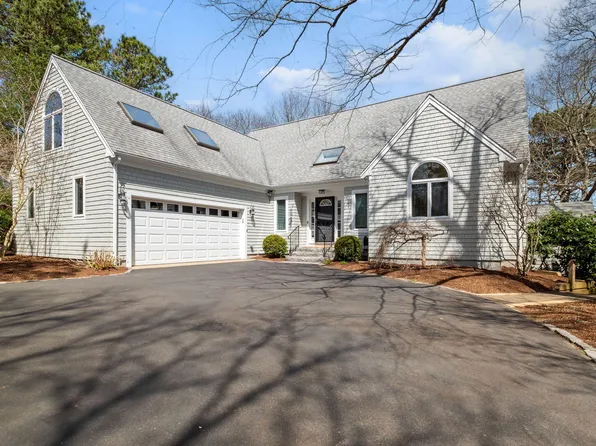 66 Saddleback Lane, East Falmouth, MA 02536