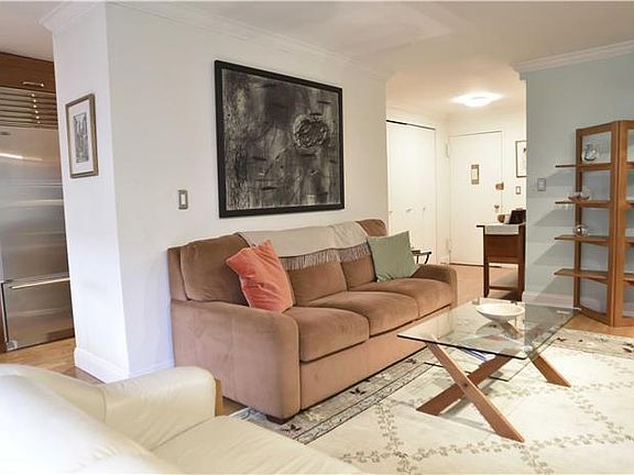 5th image of 333 E 66th St APT 6H
