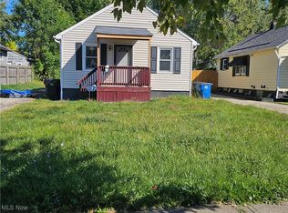 16607 Lipton Ave, Cleveland, OH