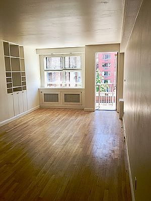 1st image of 170 W 23rd St APT 4E